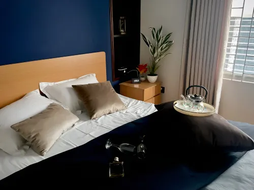 1-Bedroom Private Apartment near Airport in Uttara - Хоумстей