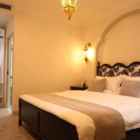 Mulan House Homestay (Yining Liuxing Street)