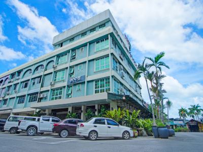 Townhouse Near Tanjung Batu Formerly 900 Inn