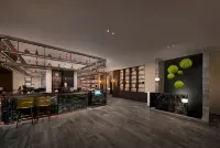 Daqing Yufeng Hotel (Sartu Xinmati Leisure Shopping Plaza) - Boutique
