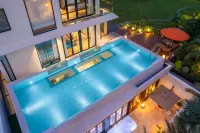 SERA HILL Misty Hot Spring Lodge | Nanshan Luxury Private Hot Tub Retreat (OMG Heartbeat Park) - مسبح خاص