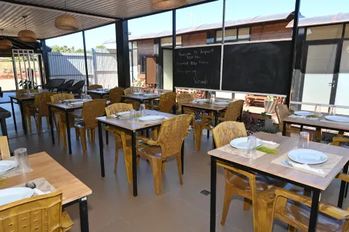 Airport Nest Inn Fiji - 2-Star