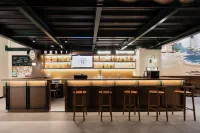 Desti Youth Hostel (Haikou Qilou Old Street) - ที่มีบาร์