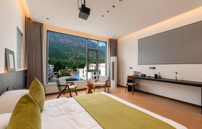 May Hotel