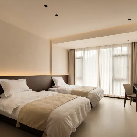 Yueshanhai Homestay (Yuntai Mountain Scenic Area)