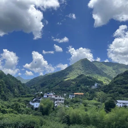 Jiufeng Mountain Hidden Realm, Lechang | Cloud Retreat Lodging