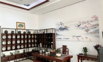 Jianshui Youquan Hotel (Zitao Street Guangcihu Branch)