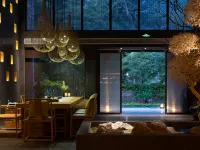 Wuyishan Six Shang · Waterfront Mountains and Beautiful Stays Hotels near Wuyishan Airport