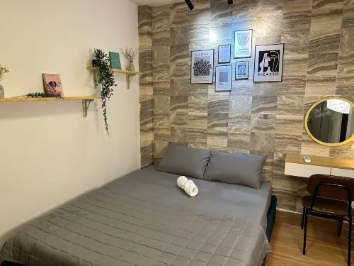 LITTLE GARDEN HOSTEL - Capsule Hotels