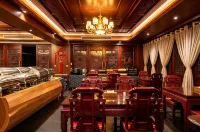 โรงแรมสไตล์บูทีค เฟิ่งหวง เมืองโบราณ (ใจกลางเมืองโบราณ วิวแม่น้ำด้านหน้า 180° แบบไม่มีสิ่งกีดขวาง) - พร้อมอาหารเช้า