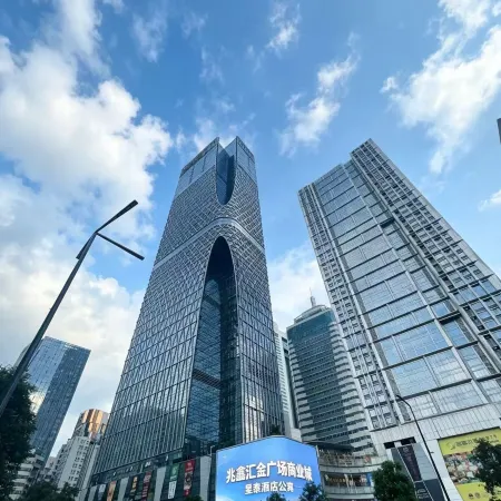 Yutai Hotel Apartment (Dongmen Pedestrian Street Luohu Port Branch)