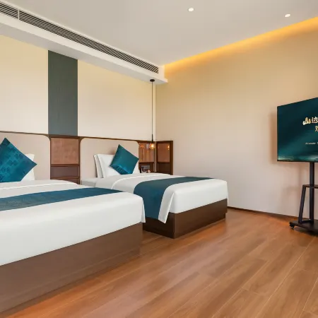 Shanbian Hot Spring Hotel (Wanfenglin)