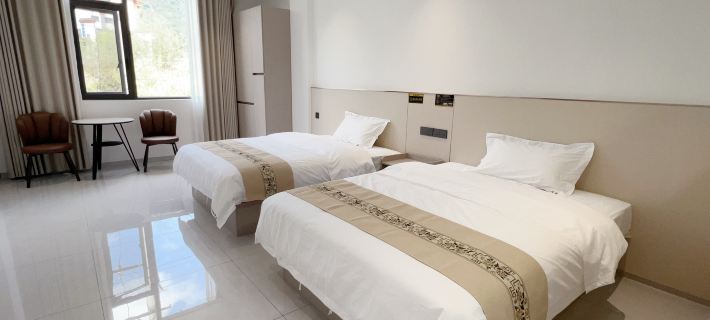 Chunhe Homestay (Chayuan Plaza) Hotéis em Condado de Ning'er Hani e Yi