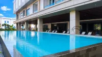 Grand Swiss-Belhotel Harbour Bay Batam - Beach