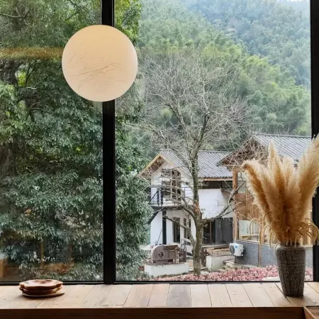 Nanchang Meiling Mountain and Mountain House Homestay Отели рядом с достопримечательностью «Jiangxi Ming and Qing Ancient Dwelling Expo Park»