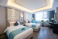 Xana Hotelle (Pingdingshan Heping Road Pedestrian Street) - Hot Tub