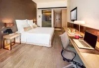 Nina Hotel Kowloon East فنادق في 