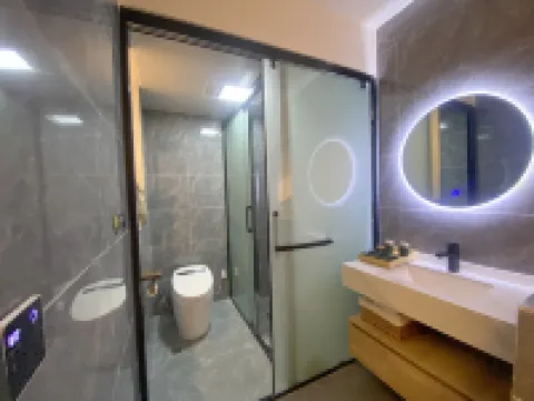 Hidden Qishan Residence (Siguniangshan Changpinggou Scenic Area)