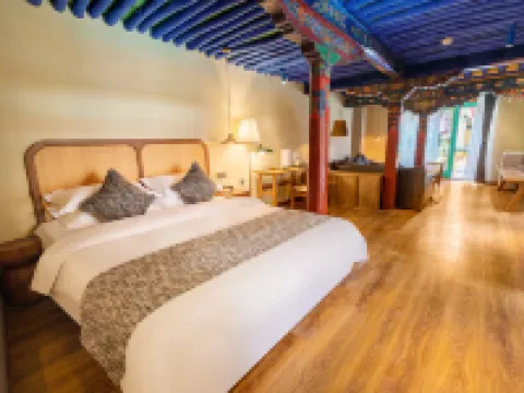 Lhasa Chijiang Larang Historic Hotel (Bakuo Street Jokhang Temple Branch) Hotels in Lhasa