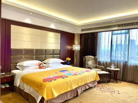 Pingjiang Sunshine Bamboo Hotel (Tianyue Bus Station) Отели в г. Пинцзян