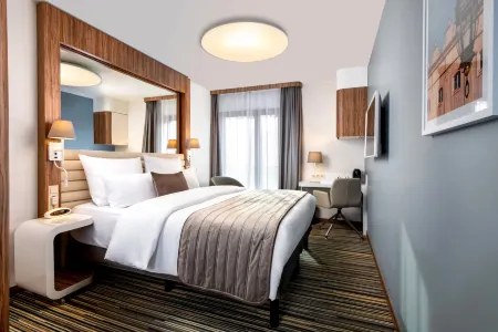 Leonardo Boutique Hotel Krakow City Center Отели рядом с достопримечательностью «Галерея польского искусства XIX века»