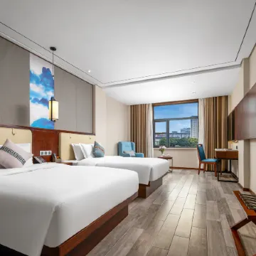 Yulong Garden Hotel (Zhenping Wandelong Plaza)