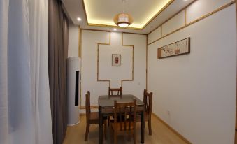 he zhang ye lang you she secllded house hotel