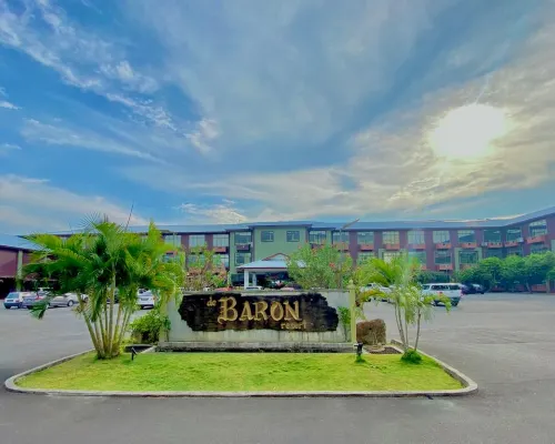 蘭卡威男爵度假村飯店 鷹廣場附近的飯店