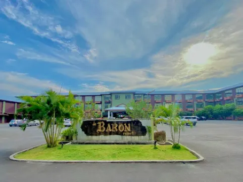 De Baron Resort Отели рядом с достопримечательностью «Блэк- Сэнд- Бич»