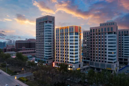 Home Inn Bobai Yun Hotel (Tianjin Jinnan Development Zone National Convention and Exhibition Center) Отели рядом с достопримечательностью «CPC Tianjin Hexi District Committee Party School»