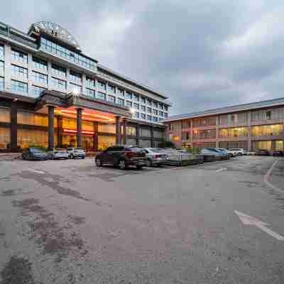 黎平厚德南泉山大酒店（黎平會議會址翹街店） Hotel Exterior