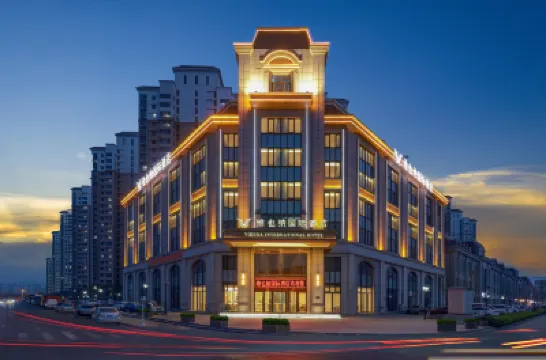 Vienna International Hotel Hotels near Jinwan Square