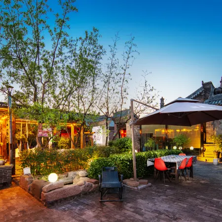 Pingyao Ji Prefecture Floral habitat courtyard Homestay