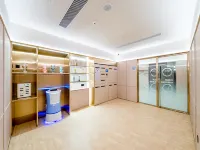 HanTing Hotel (Beijing Yansha Embassy Area Maizidian Street) Hotels near Yansha