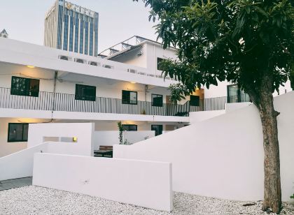 Hidden Garden International Youth Hostel - Shanghai Oriental Pearl Lujiazui Branch