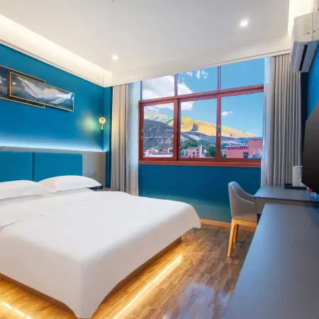 Tuyue Hotel