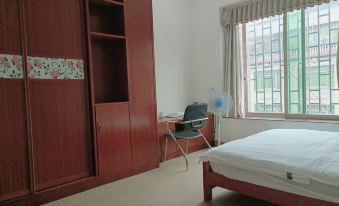 Huayue Apartment