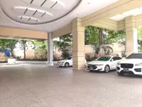 Best Western Green Hill Hotel - parking