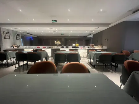 Huaxi Meishi Hotel Отели рядом с достопримечательностью «Hongyin Shanfang Resort»