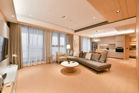 CHECK inn Select New Taipei Sanchong Waterfront