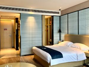 Echarm Hotel(Changde Taoyuan Walking Street Jinyuan Tower)