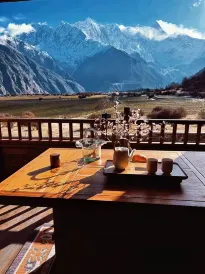 鳳輝.Sunshine日照雪山度假飯店（德欽飛來寺店）