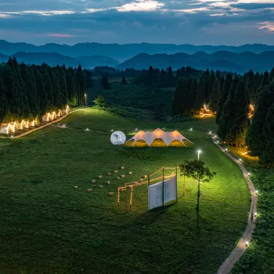 Hill Fairy Mountain Nature Camp Hotels near Chongqing Xiannvshan Airport