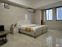 Liuzhou Nature Pavilion Hotel Hotels in Wanda Plaza/Liuzhou Zoo