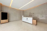 Apamen International Apartment (Sports Center Mingzhu Station)