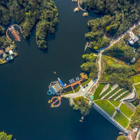Shuifu Tongluo Resort Hotel (Tongluoba National Forest Park Branch)