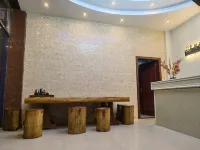Yilü Yangguang Chinese Inn - 2 ดาว