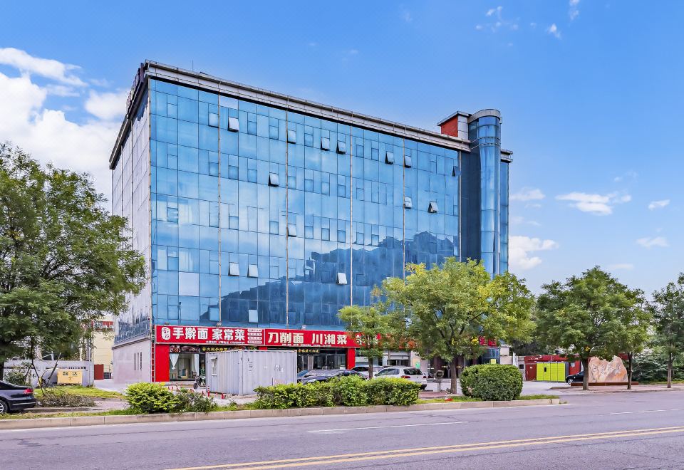 1. 슈퍼 8 (베이..