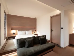 Emeishan XiaoshanQing Luxury Resort (Dawnhill）