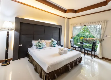 Blue Carina Hotel(Central Phuket)